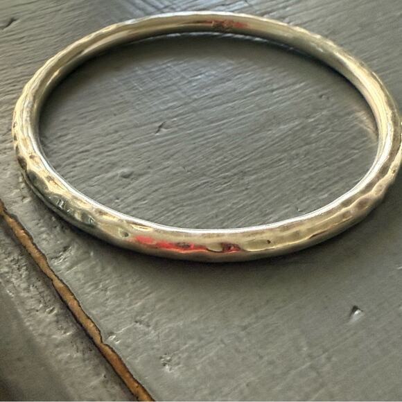 Silpada Hammered 5mm Silver Bangle Bracelet - Picture 10 of 11